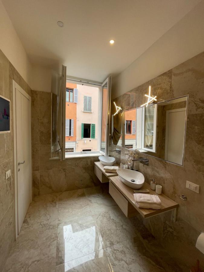Apartamento Luxury 3 Al Duomo Di Parma Exterior foto