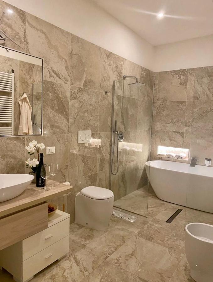 Apartamento Luxury 3 Al Duomo Di Parma Exterior foto